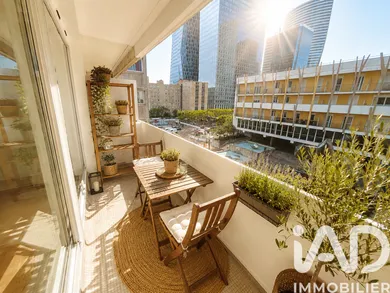 Appartement à Courbevoie (92400)