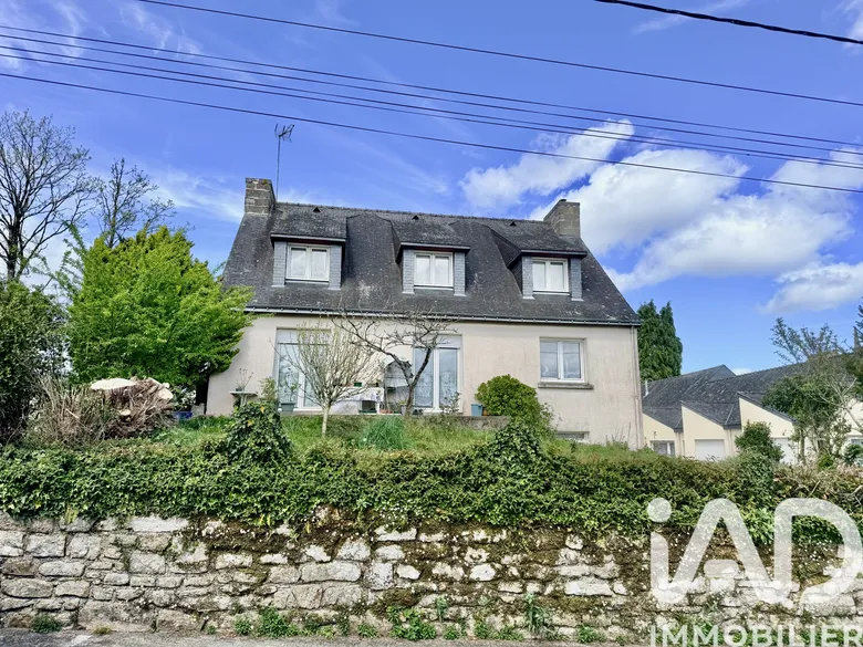 Maison 5 pièces 134 m² · à Guern · 134 m² · 169 000 €
