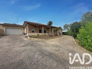 House in BEAUMONT DE LOMAGNE (82500)