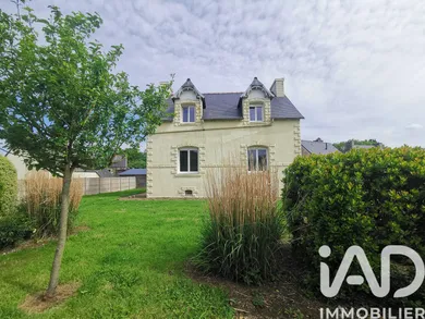 Traditional house in La Roche-Jaudy (22450)