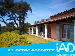 Maison à Pierrefeu-du-Var (83390)