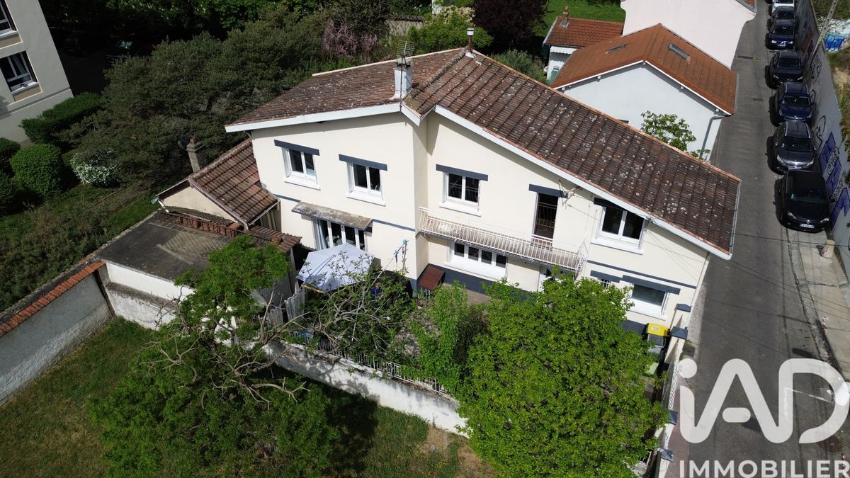 Vente maison à Lyon (69008) : maison 6 pièces 120 m² - 2028279