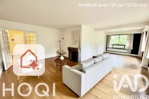 Apartment in Louveciennes (78430)