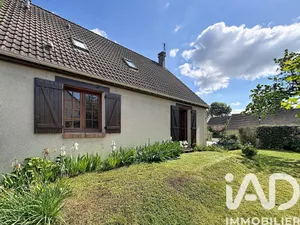 Maison traditionnelle à Montigny-le-Bretonneux (78180)