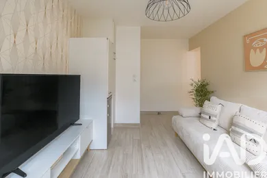 Apartment in Villeurbanne (69100)
