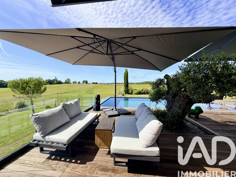Maison 5 pièces 166 m² · à L'Isle-Jourdain · 166,4 m² · 597 000 €