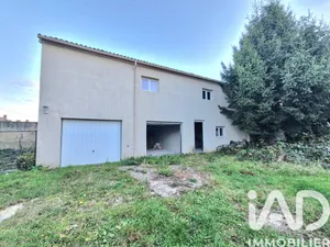 Maison de ville à Forges-les-Eaux (76440)