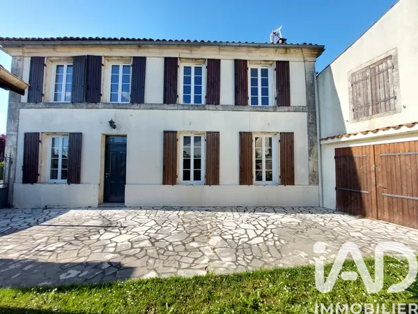 Vente maison à Louzac-Saint-André (16100) : maison 5 pièces 145 m² - 2019087 — 8