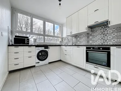 Apartment in Saint-Michel-sur-Orge (91240)