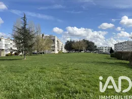 Apartment in Saint-Michel-sur-Orge (91240)