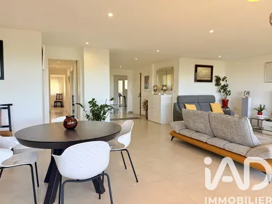 Apartment in Toulon (83000)