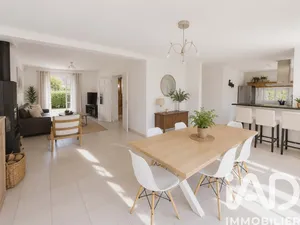 Traditional house in Bois-le-Roi (77590)