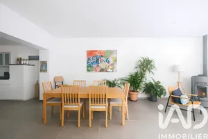 House in Saint-Pierre-Laval (42620)