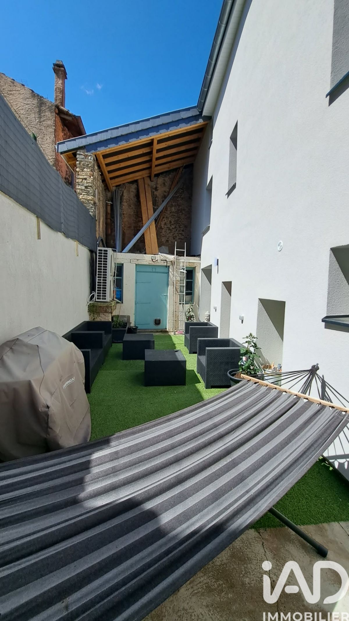 Vente maison à Boulay-Moselle (57220) : maison de ville 7 pièces 230 m² - 2028085