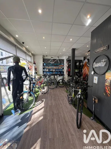 Commercial walls in Vanves (92170)