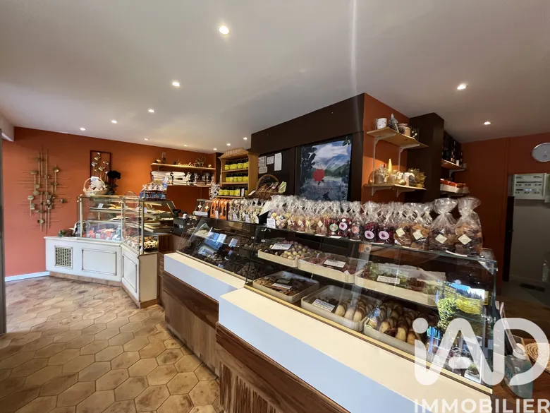 Boulangerie à La Bourboule (63150) · 60 m² · 148 000 €