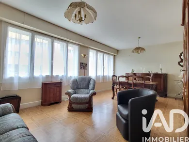 Apartment in Rezé (44400)