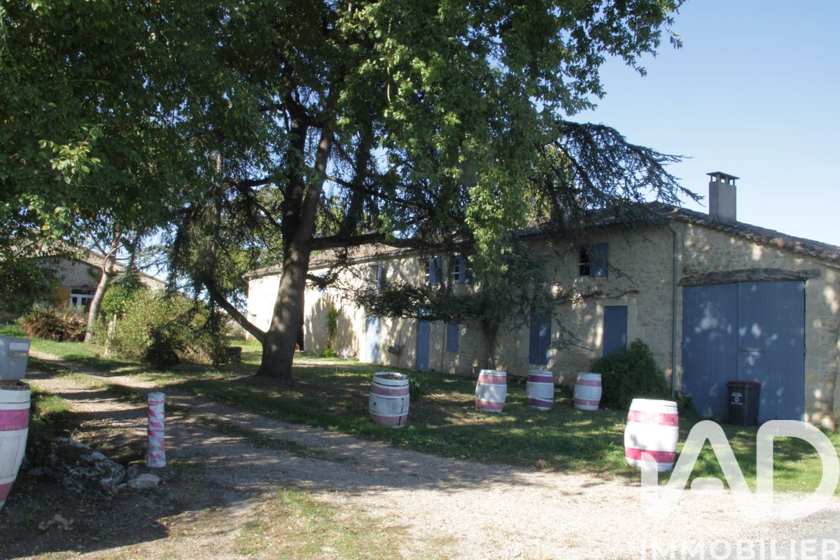 maison à Branne