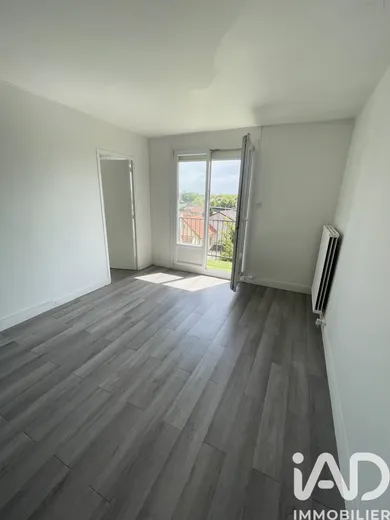 Apartment in Le Blanc-Mesnil (93150)