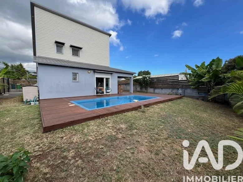 Maison 5 pièces 127 m² · à Saint-Paul · 127 m² · 490 000 €