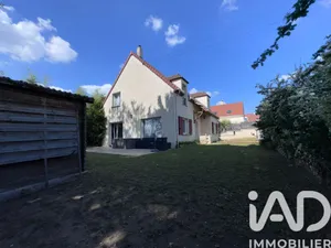 House in Limay (78520)
