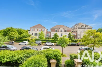 Apartment in Magny-le-Hongre (77700)
