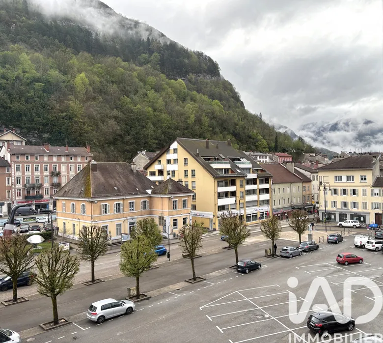 Appartement 4 pièces 94 m² · à Saint-Claude · 93,9 m² · 122 000 €