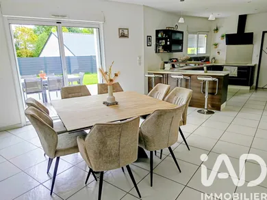House in Saint-Denis-de-Gastines (53500)