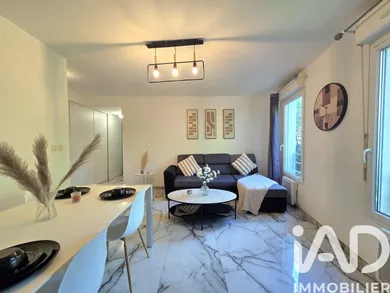 Apartment in Nîmes (30000)