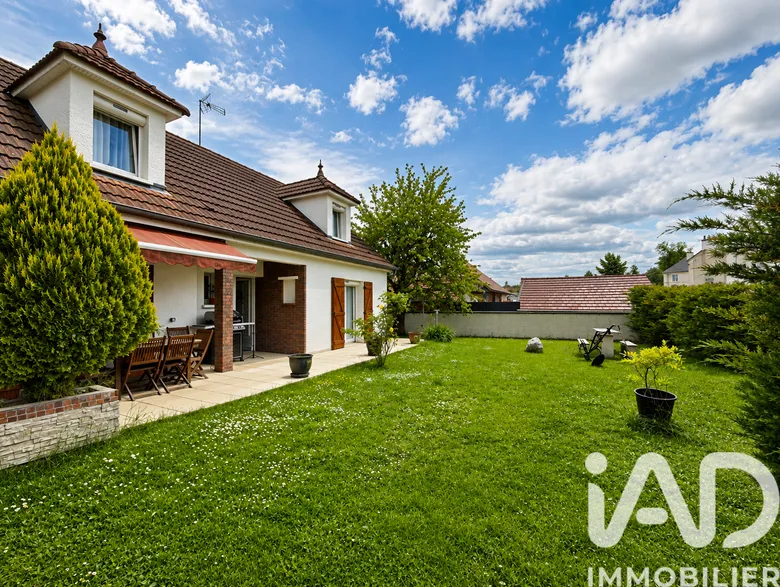 Maison 7 pièces 152 m² · à Longeault-Pluvault · 152 m² · 375 000 €