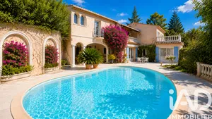 Maison à Auribeau-sur-Siagne (06810)
