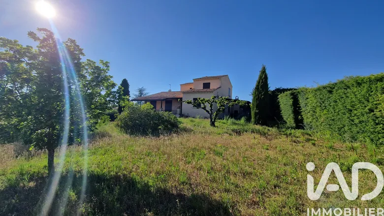 Maison 6 pièces 142 m² · à Valensole · 142 m² · 415 000 €