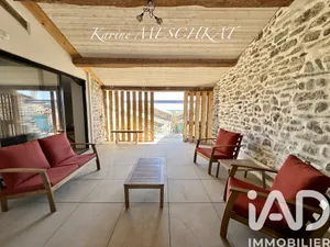Village house in Cruis (04230)