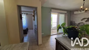 Apartment in Valensole (04210)