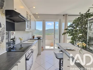 Appartement à Aix-en-Provence (13100)