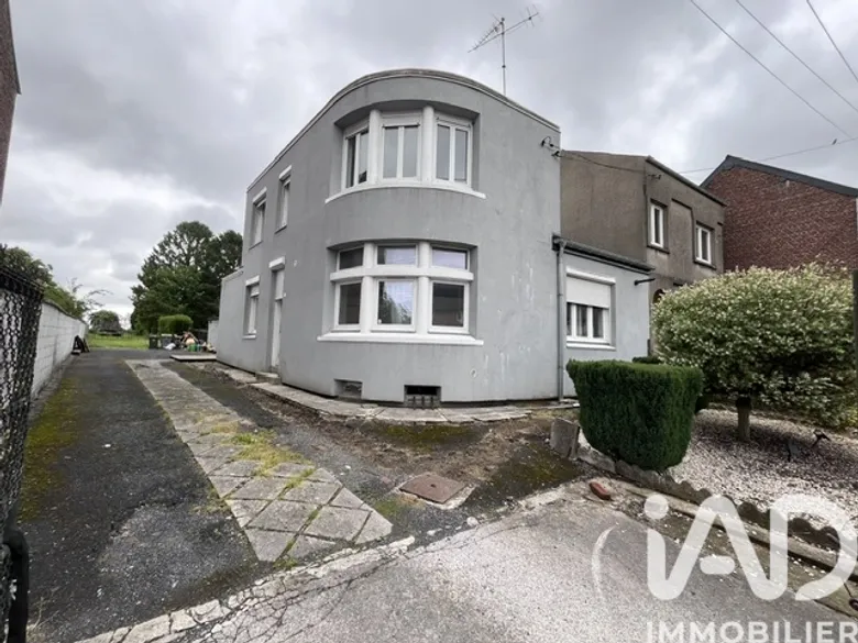 Maison 5 pièces 95 m² · à Leval · 95 m² · 129 000 €