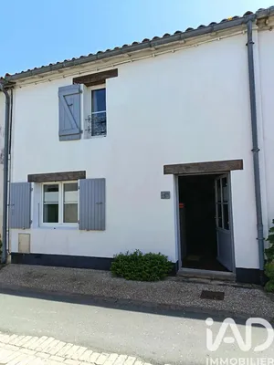 Village house in Sainte-Marie-de-Ré (17740)