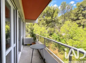 Apartment in Aix-en-Provence (13100)