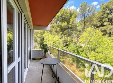 Apartment in Aix-en-Provence (13100)