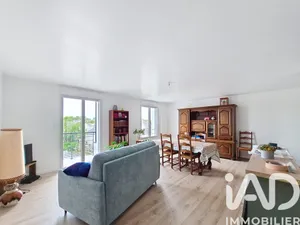 Apartment in Val-du-Layon (49750)