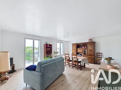 Apartment in Val-du-Layon (49750)