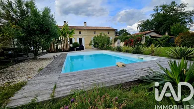 Traditional house in Saint-Yzan-de-Soudiac (33920)