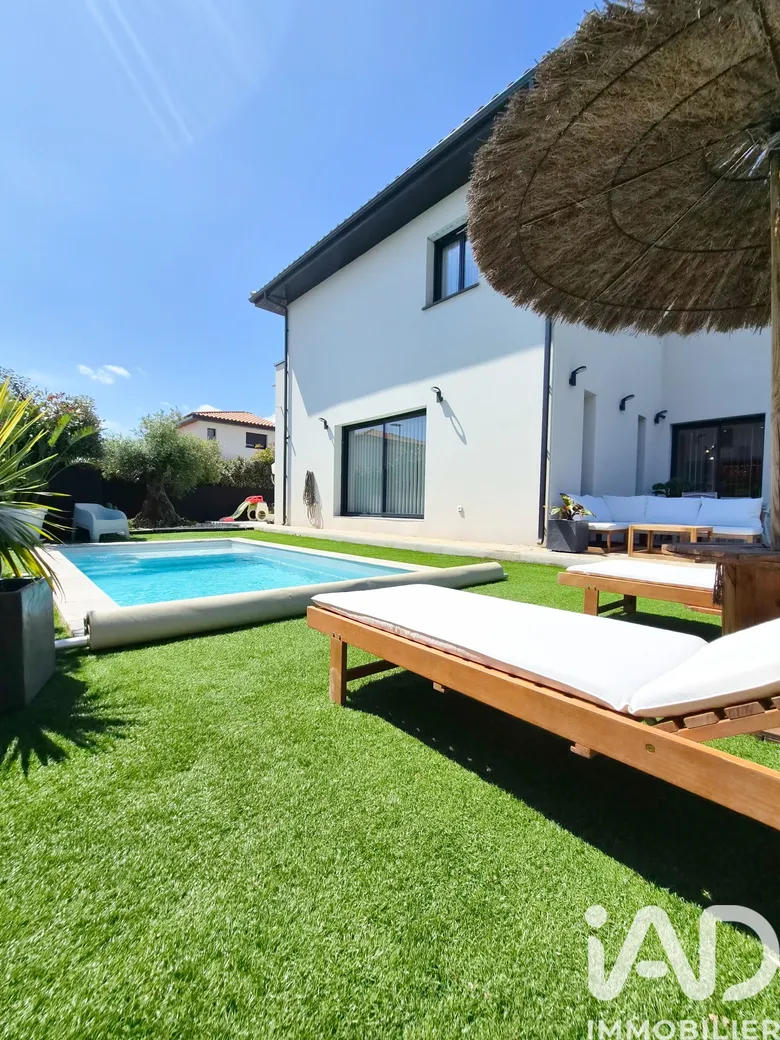 Maison 4 pièces 131 m² · à Canohès · 131 m² · 429 000 €