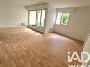 Apartment in Épinay-sur-Seine (93800)