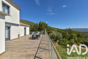 Traditional house in Plan-d'Aups-Sainte-Baume (83640)