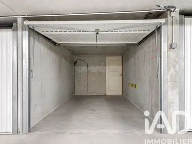 Garage in Cannes (06400)