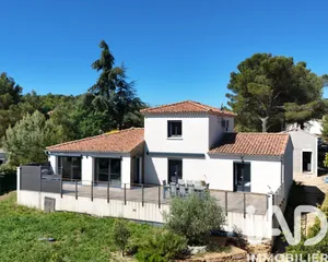 Maison traditionnelle à Plan-d'Aups-Sainte-Baume (83640)