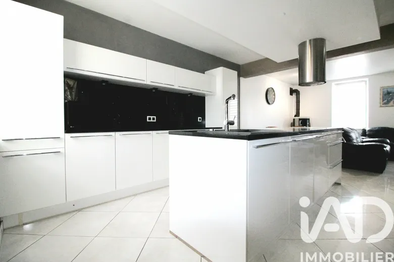 Maison 3 pièces 70 m² · à Uckange · 70 m² · 250 000 €