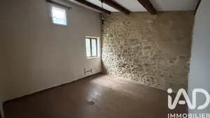 Townhouse in Pont-Saint-Esprit (30130)