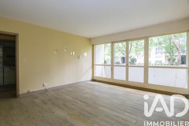 Apartment in Yerres (91330)